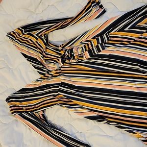 No boundaries wrap dress size medium.